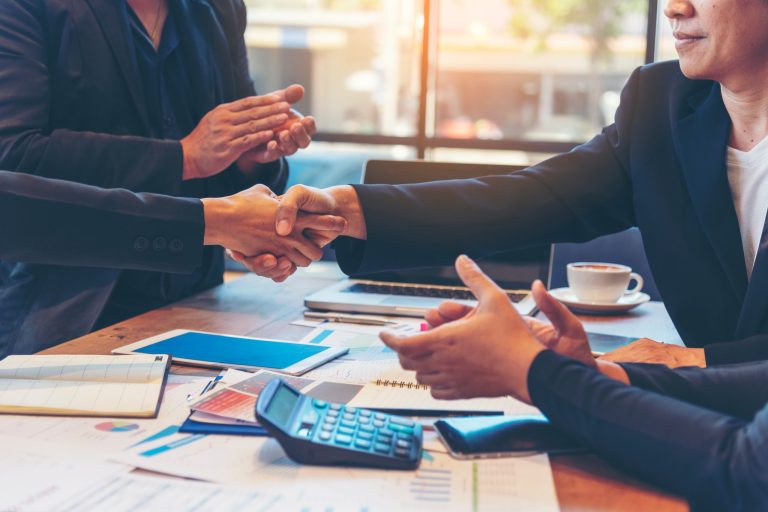 Constituir una empresa siendo extranjero - SPI Asesores